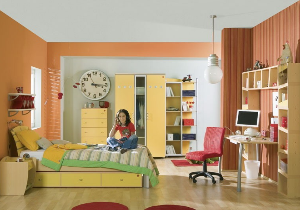 Oda alla. Девочка подросток в своей комнате. Дизайн комнаты для родителей и подростка. Цвета для подростков.